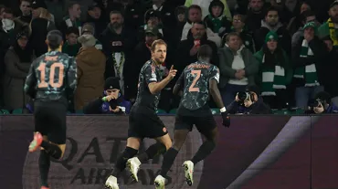 Bayern Münih deplasmanda kazanarak avantajı aldı