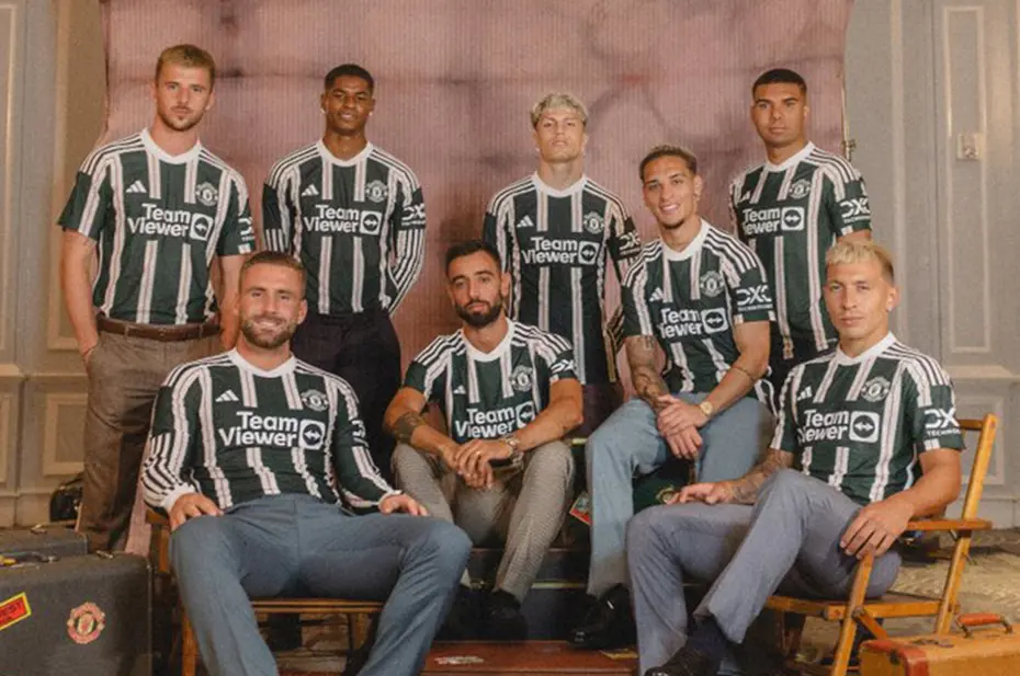 Manchester United, yeni sezon deplasman formasını tanıttı - 2