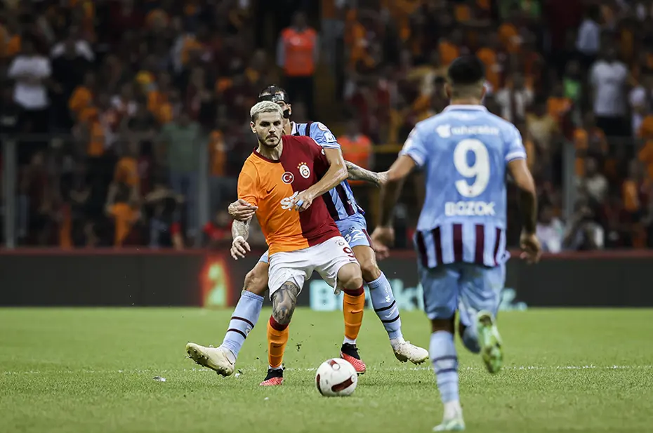 "Galatasaray 5-0-5 dizilen her takımı yener" | Spor yazarları Galatasaray - Trabzonspor maçı için ne dedi? - 4 "Galatasaray 5-0-5 dizilen her takımı yener" | Spor yazarları Galatasaray - Trabzonspor maçı için ne dedi? - 4