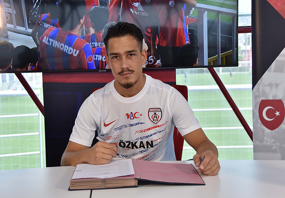 Altınordu'dan kadroya ilk takviye