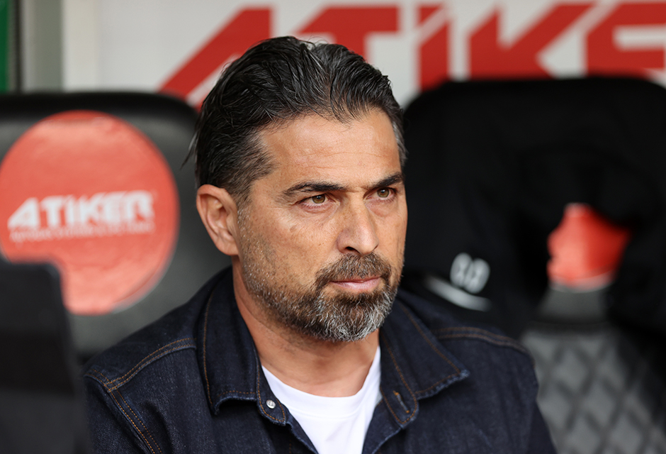 İlhan Palut'tan maç sonu öz eleştiri