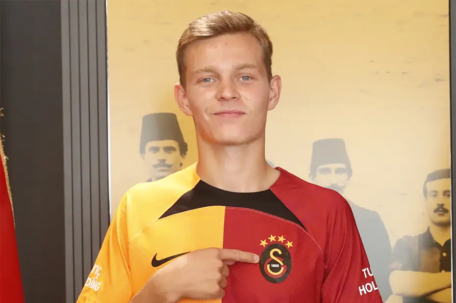 Galatasaray'da Mathias Ross gelişmesi: Bu yıl sadece 23 dakika forma giymişti - 4 Galatasaray'da Mathias Ross gelişmesi: Bu yıl sadece 23 dakika forma giymişti - 4