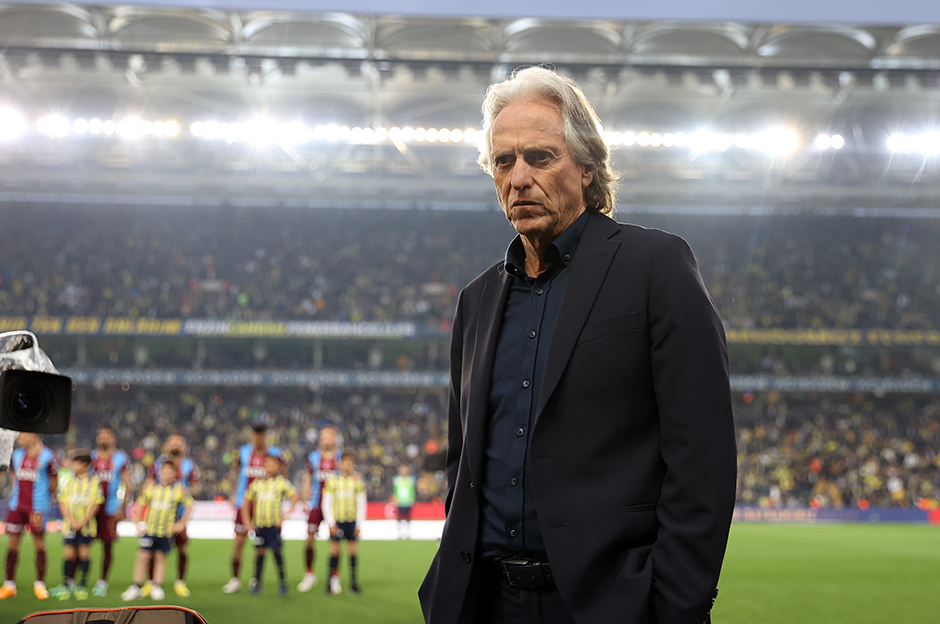 Fenerbahçe teknik direktörü Jorge Jesus'tan taraftarına çağrı