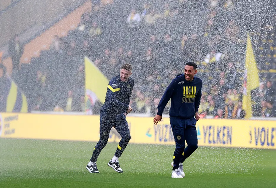 Fenerbahçe - Galatasaray derbisinden kareler - 2