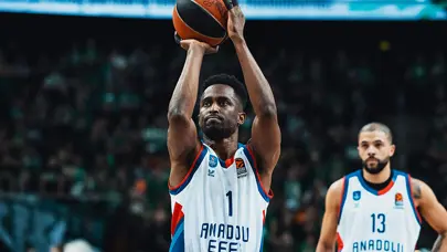 Anadolu Efes deplasmanda 26 sayı farkla yenildi