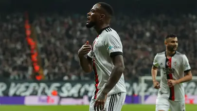 Cyle Larin'den Beşiktaş itirafı: "En büyük baskı bu"