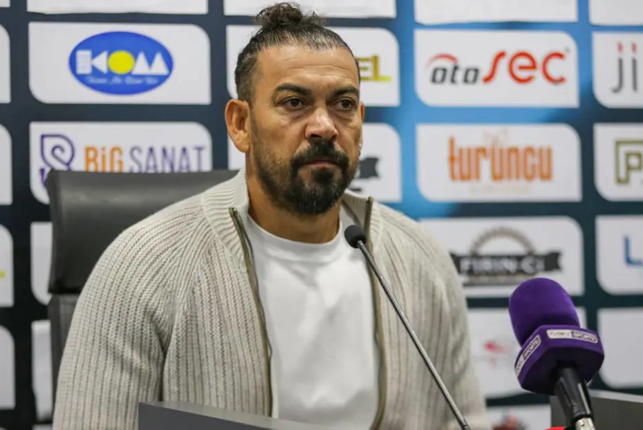 Servet Çetin'den olay sözler: "Bazı hakemler dayağı hak ediyor" - 3 Servet Çetin'den olay sözler: "Bazı hakemler dayağı hak ediyor" - 3