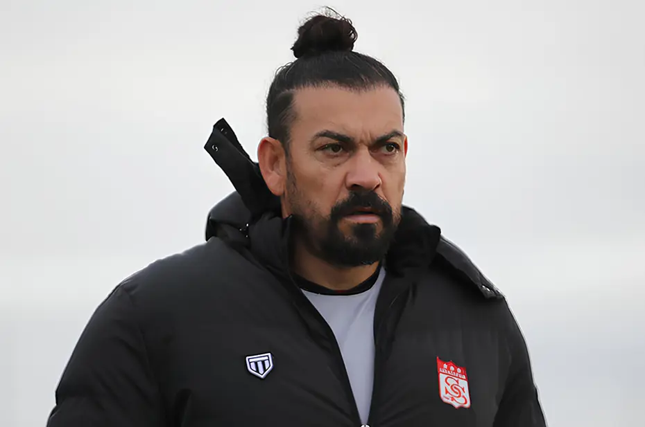 Ersun Yanal'ın yerine iki aday - 6 Ersun Yanal'ın yerine iki aday - 6