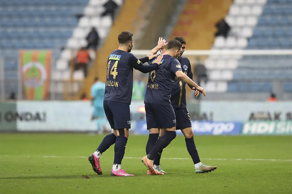 Avrupa’nın en az seyirci çeken statları: İlk 10’da 4 Süper Lig takımı yer aldı - 5