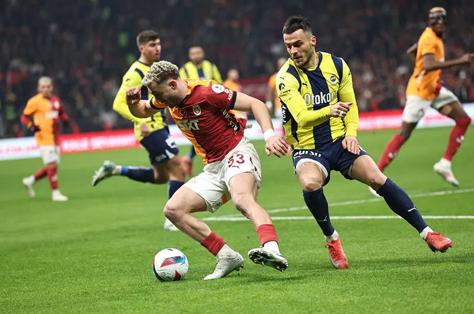 Dev derbideki pozisyon için Trio ekibi hemfikir oldu: "Net penaltı" - 6