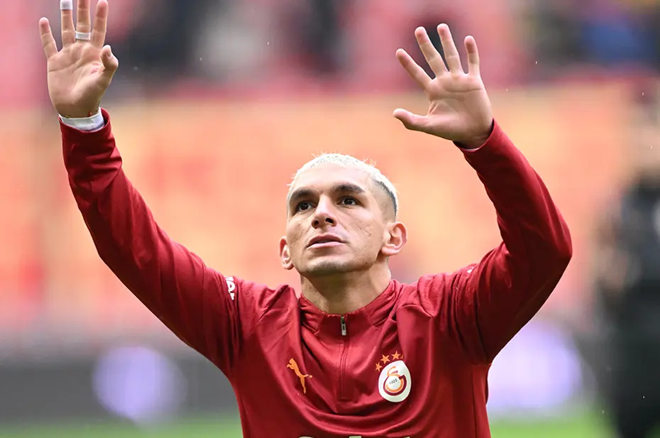 Lucas Torreira'dan ayrılık sinyali: "Ne olacağını göreceğiz" - 2 Lucas Torreira'dan ayrılık sinyali: "Ne olacağını göreceğiz" - 2