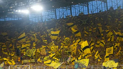 Borussia Dortmund taraftarından sponsorluk anlaşmasına tepki