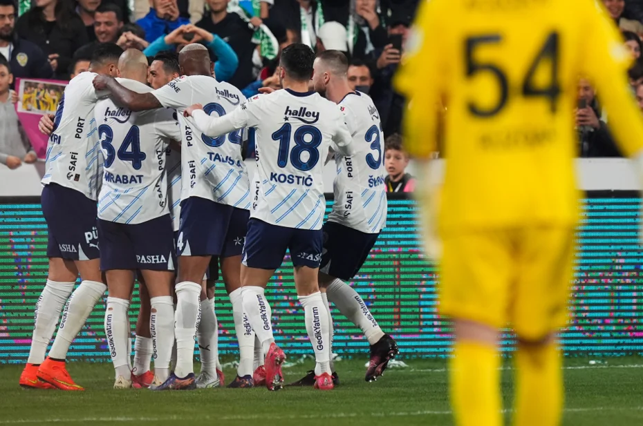 Fenerbahçeli futbolcuların gol sonrası yaptıkları gündem oldu: Bodrum FK maçına damga vuran an - 1