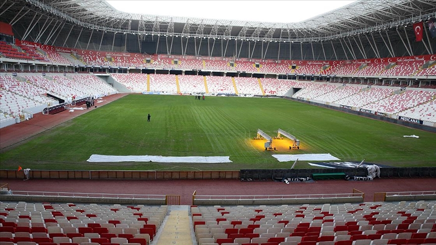Sivasspor, stat isim sponsorluğunda sözleşmeyi imzaladı