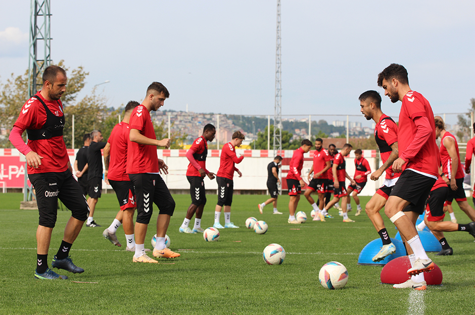 Samsunspor, Fenerbahçe maçı öncesi taktik çalıştı
