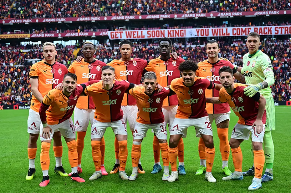 Galatasaray'da 2 ayrılık netleşti: Scout ekibi arayışlara başladı bile - 2 Galatasaray'da 2 ayrılık netleşti: Scout ekibi arayışlara başladı bile - 2