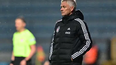 Solskjaer yıldız isme kapıyı gösterdi: Yerine geçecek futbolcu da belli oldu