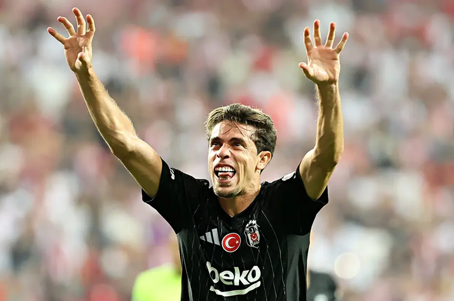 3 yıllık imza attı, sezon sonu gidiyor: Beşiktaş'ta şok gelişme - 4