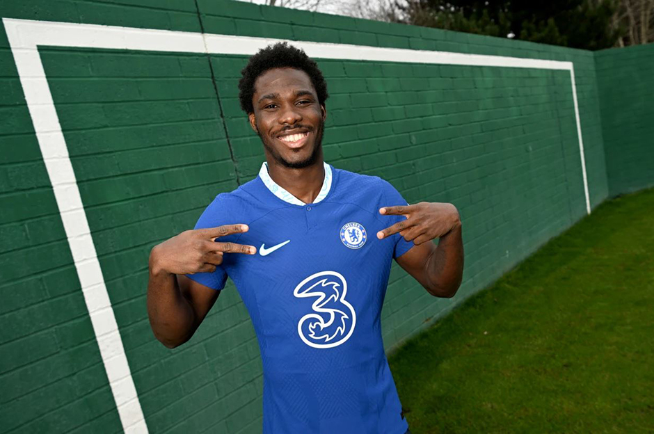 Chelsea'nin yeni golcüsünden 6+1 yıllık imza