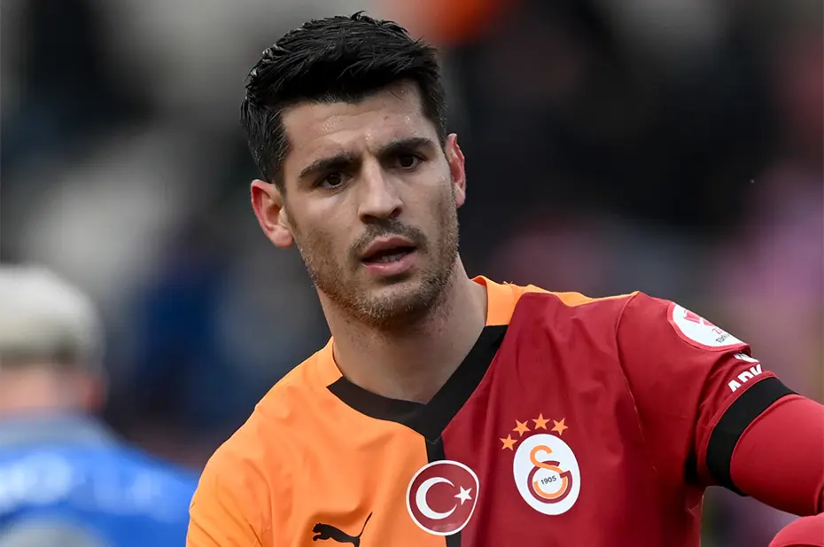 Galatasaray'da ayrılık kapıda: Transferi bitirecek 3 etkeni sıraladılar - 6 Galatasaray'da ayrılık kapıda: Transferi bitirecek 3 etkeni sıraladılar - 6