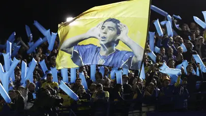 Juan Roman Riquelme rekor oyla başkan seçildi