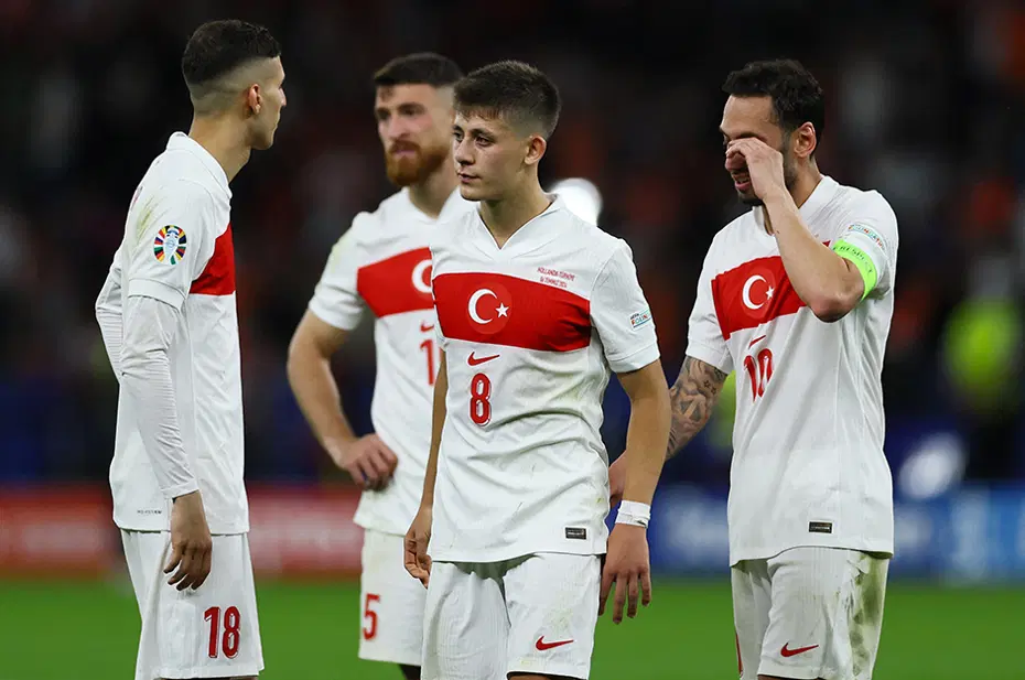 Avrupa, Hollanda-Türkiye maçını konuşuyor: 3 futbolcumuza övgü: "Mücevher gibi" - 3