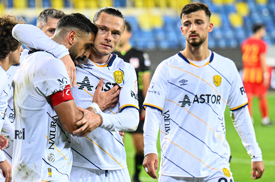 MKE Ankaragücü'nde 4 kadro dışı