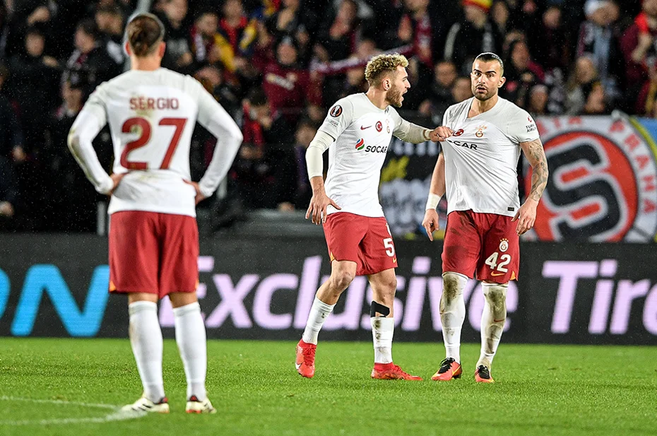 Galatasaray maçı Çekya'da manşetlerde: "Sparta Prag Türklere gerçek futbol cehennemini gösterdi" - 1