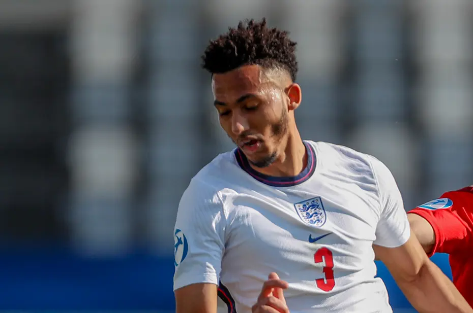 Fenerbahçe'nin gündemindeki Lloyd Kelly için Newcastle United'dan resmi açıklama - 3