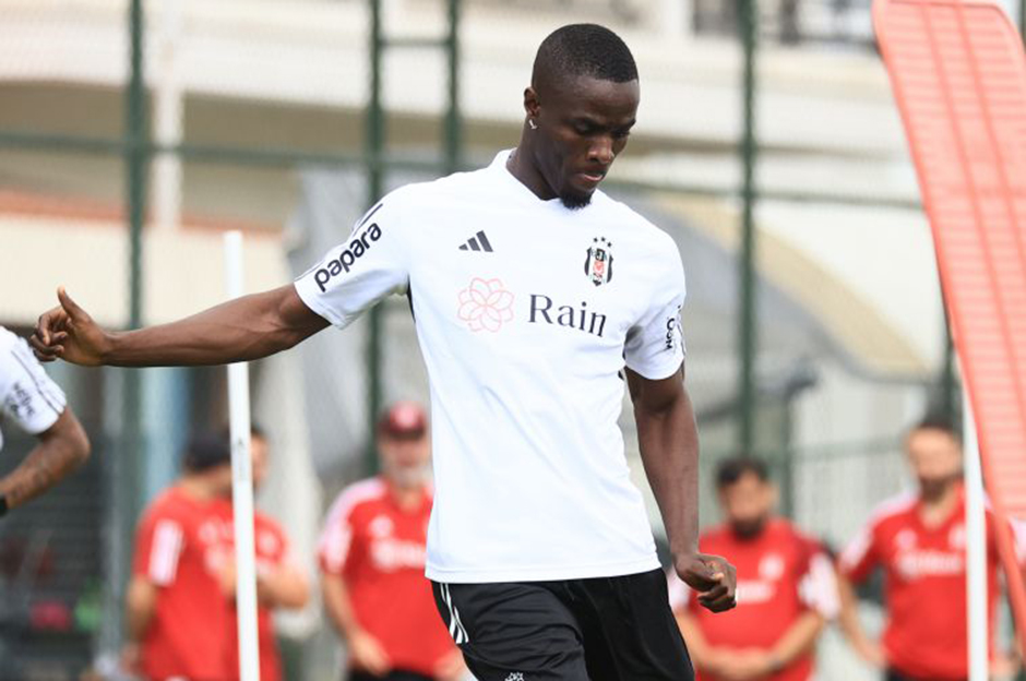 Hari Vuskas: Eric Bailly için Burak Yılmaz gerekli açıklamayı yapacak