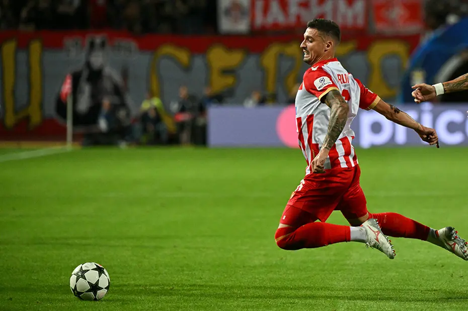 Sırp basını tepkili: Rade Krunic, Şampiyonlar Ligi'nde geceye damga vurdu - 2 Sırp basını tepkili: Rade Krunic, Şampiyonlar Ligi'nde geceye damga vurdu - 2