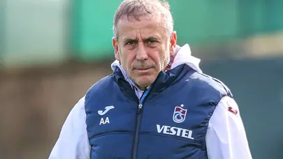 Abdullah Avcı'dan 2 futbolcuya neşter