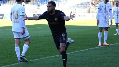 Menemen FK'da Kemal Rüzgar gol krallığına koşuyor