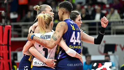 Derbide ikinci maç Fenerbahçe'nin: Seride durum eşitlendi