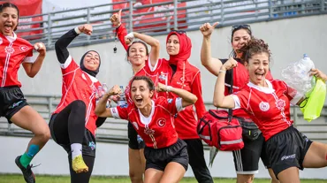 U18 Ragbi Kadın Milli Takımı, ülkemize tarihte ilki yaşattı