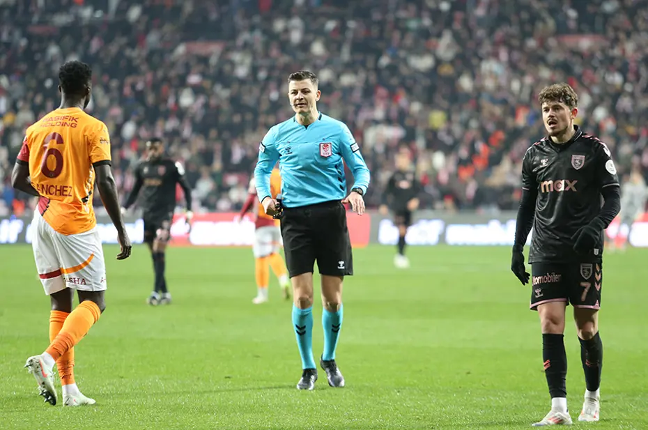 Samsunspor'dan Galatasaray maçı için yeni açıklama: "Kafamızda soru işaretleri yarattı" - 5