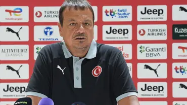 Ergin Ataman: İstanbul'daki maçı mutlak kazanmak istiyoruz