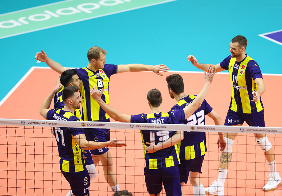 Fenerbahçe Parolapara, CEV Kupası'nda play-off turuna yükseldi