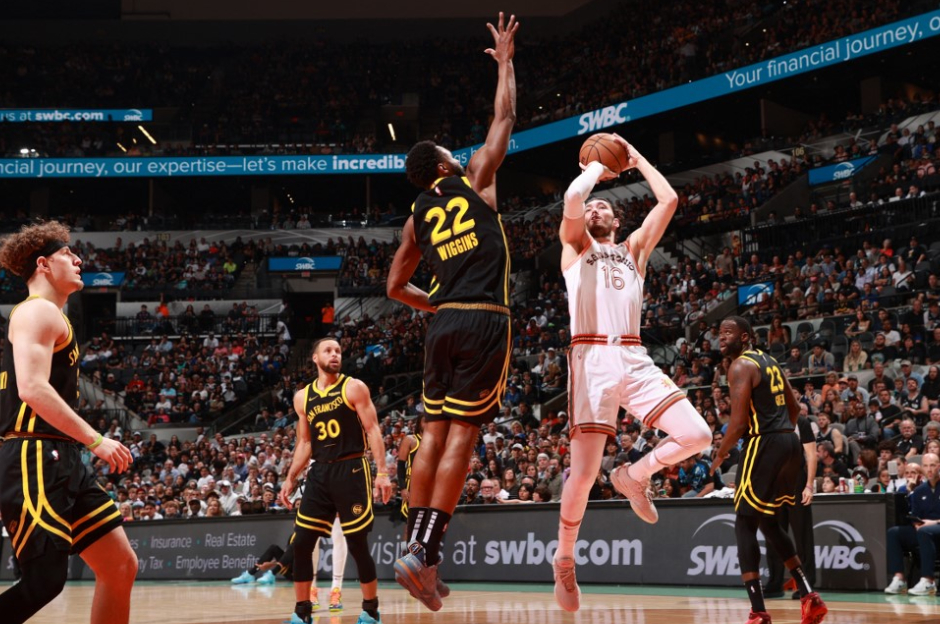 Cedi Osman'ın sayıları mağlubiyeti önleyemedi: Spurs evinde kayıp