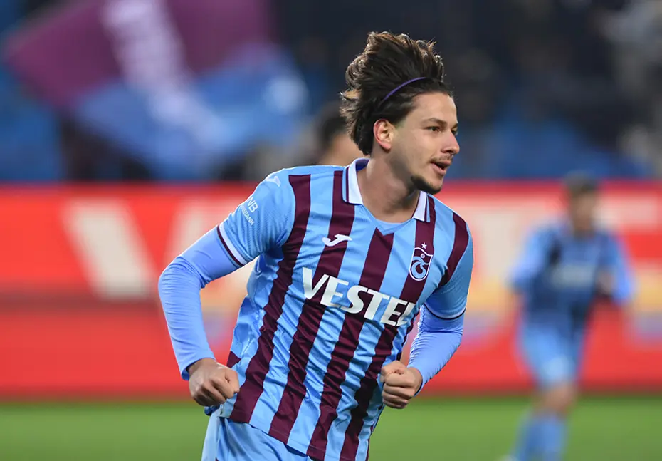 Trabzonspor'da Enis Destan ayrılığı: İngiltere yolcusu!