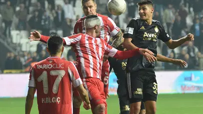 PSG'nin izlediği Efe Sarıkaya yeni sözleşmeye yanaşmıyor