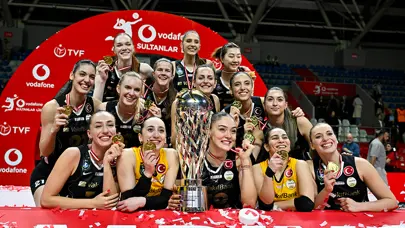 Zehra Güneş kaptanlığının ilk senesinde şampiyonluk yaşadı