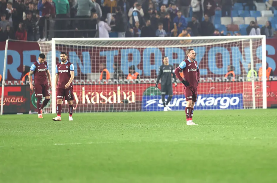 Trabzon'da tepki büyük: "Formaları çıkarın bu şehri terk edin" - 5