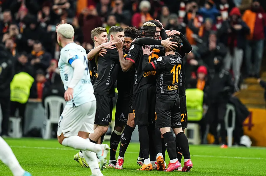 Adana Demirspor sahadan çekildi: Ne ceza alacak? - 3