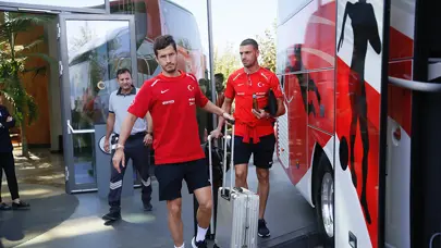 A Milli Takım, Hollanda'ya gitti