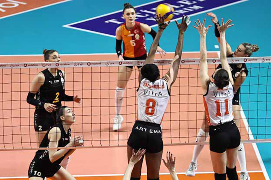 Eczacıbaşı, Galatasaray'a set vermedi