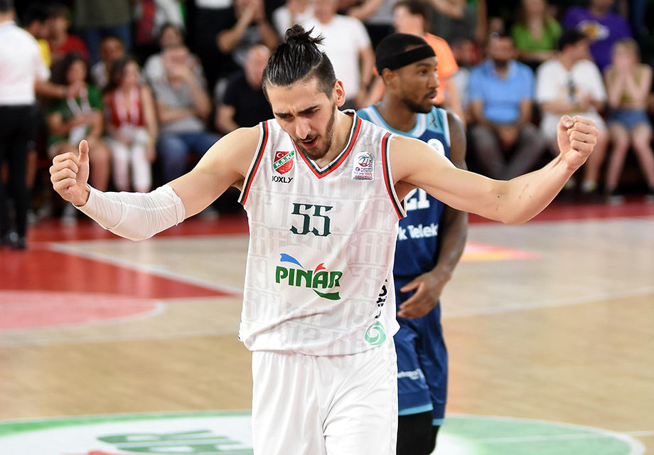 Pınar Karşıyaka'ya Kenan Sipahi'den kötü haber