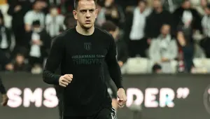 Süper Lig | Beşiktaş'ta Amir Hadziahmetovic cezalı duruma düştü Süper Lig | Beşiktaş'ta Amir Hadziahmetovic cezalı duruma düştü