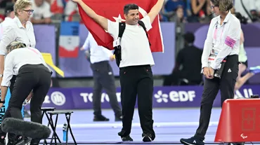 Muhammet Khalvandi'den cirit atmada gümüş madalya