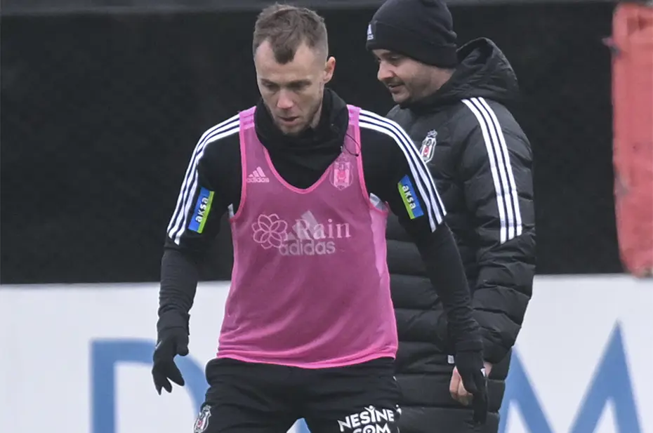 Süper Lig'de ara transferde atılan imzalar - 10